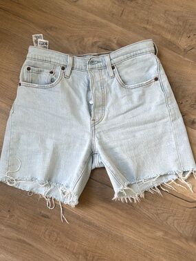 Levi 501 distressed shorts